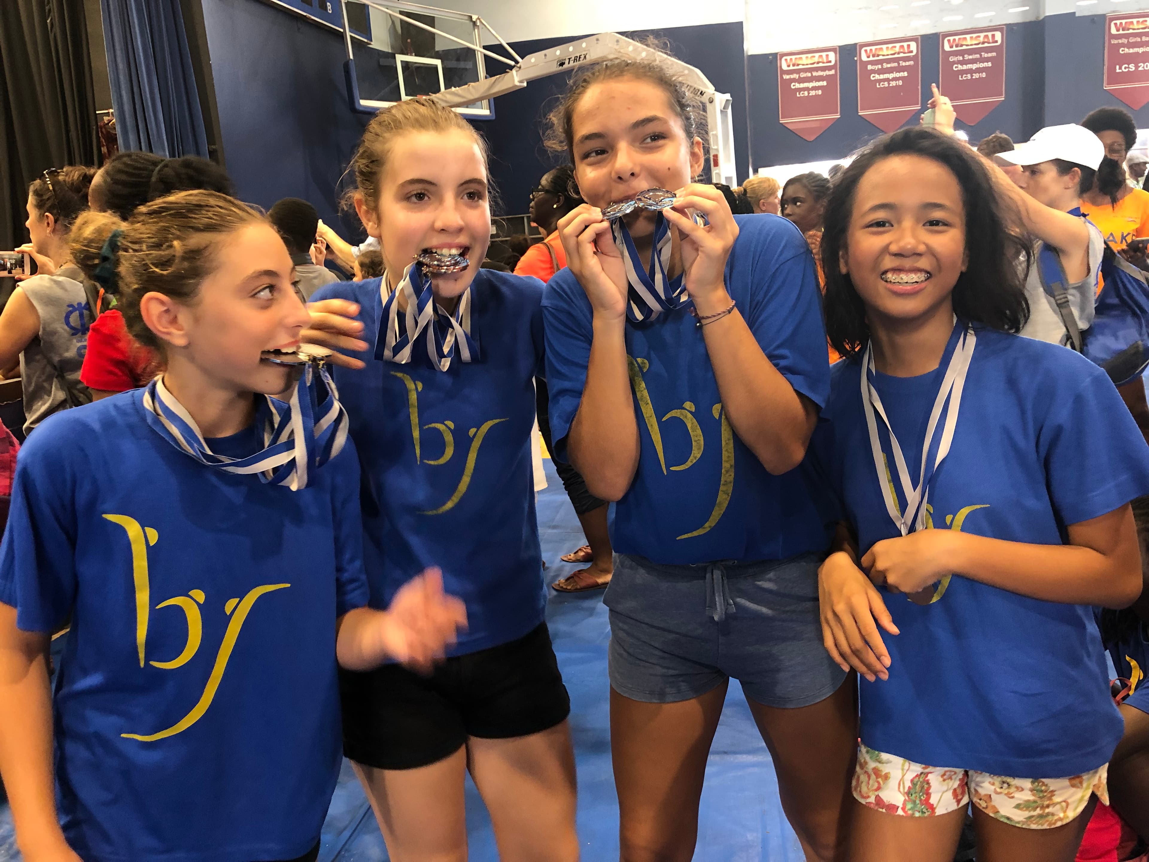 Underwater swimming technique